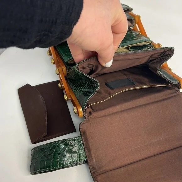 Emerald Green Snakeskin and Caramel Bakelite Geometric Tiered Handbag - Picture 15 of 16